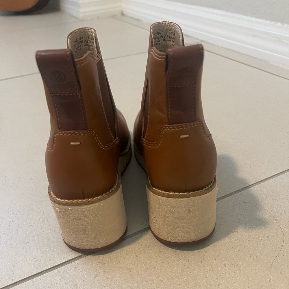 Cole Haan Zerograbd City Wedge waterproof camel color